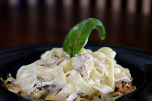 Fettuccine Alla Pollo