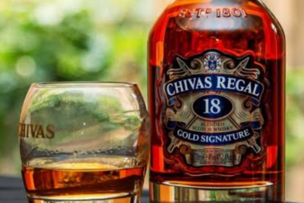 Chivas Regal 18 Yıllık Duble